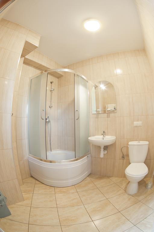 Hotel & Restauracja Okraglak Chęciny Cameră foto