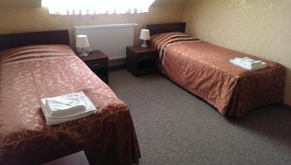 Hotel & Restauracja Okraglak Chęciny Cameră foto